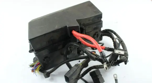 Volvo V40 Fuse box set AV6T14A067AD 02345500
