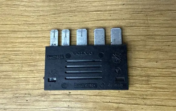 Volvo V70 Fuse 9442190A