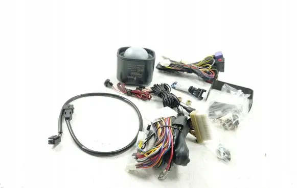 Citroen Xsara Picasso Wireless charging module 4B3865A2A