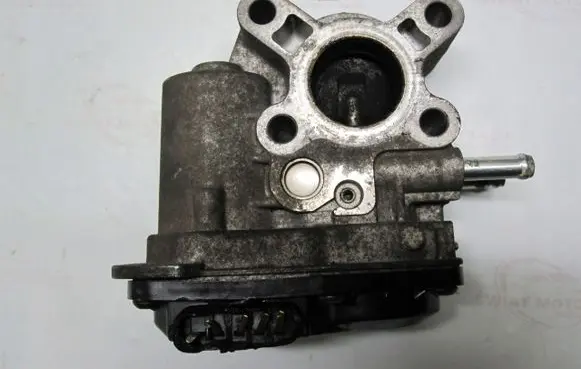 Honda CR-V EGR valve N22B4