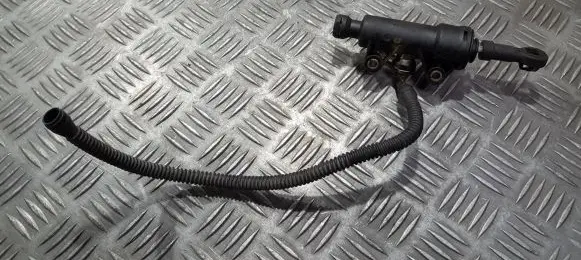 Clutch master cylinder