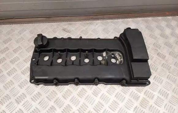 Volkswagen PASSAT CC Rocker cam cover 03H103429D