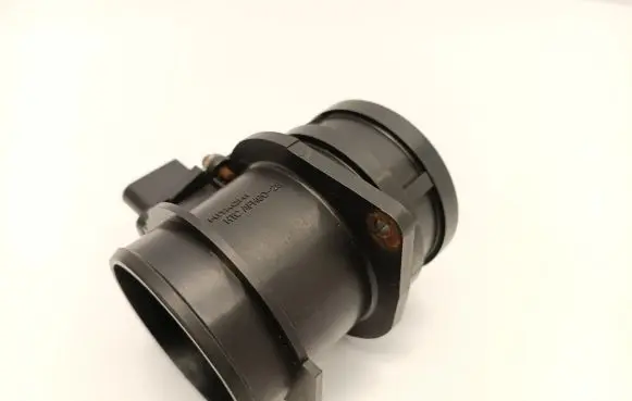 Audi A6 S6 C6 4F Mass air flow meter 06D906461 06F906461A