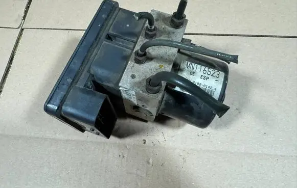 Mitsubishi Grandis ABS Pump MN116523 06210201424