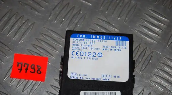 Toyota Previa (XR30, XR40) II Immobilizer control unit/module 8978028050
