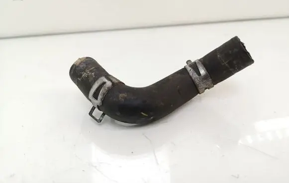 Toyota Avensis T250 Engine coolant pipe/hose