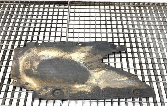 BMW 5 G30 G31 G38 Exhaust heat shield 