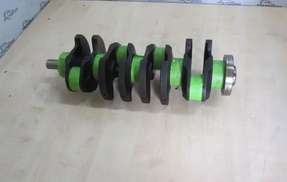 Volkswagen Golf V Crankshaft 03CAK