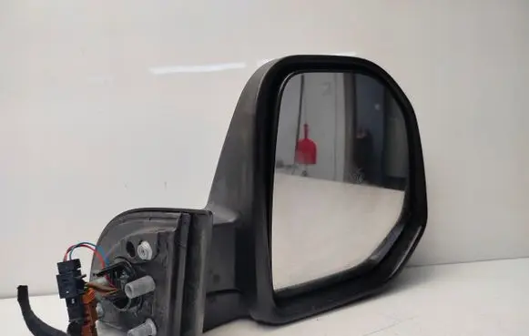 Peugeot Partner Front door electric wing mirror 