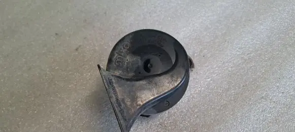 Volkswagen Golf IV Horn signal 00884