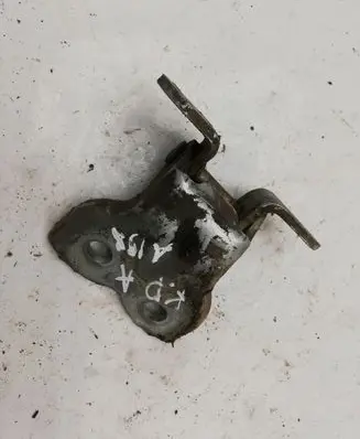 Toyota Avensis T250 Front door lower hinge NOCODE
