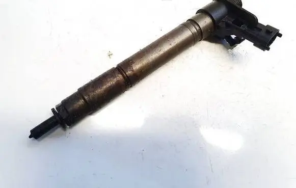 Ford Mondeo MK IV Fuel injector 9659228880 062021e030