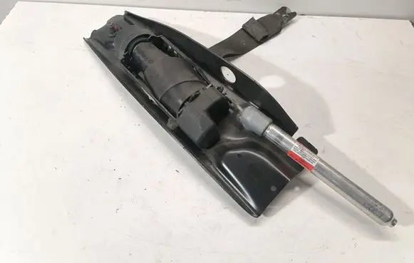 Volvo S80 Front seatbelt 30734846