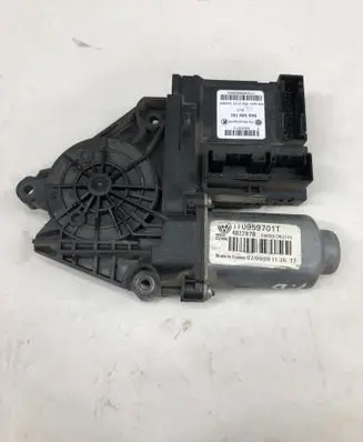 Volkswagen Caddy Front door window regulator motor 1T0959701T 402297B