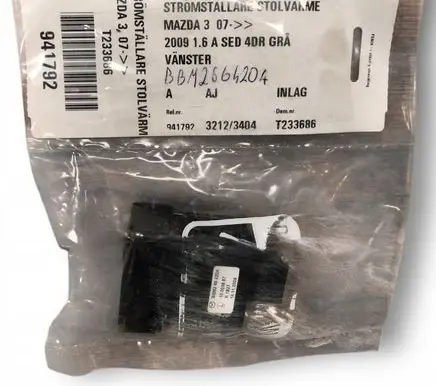 Mazda 6 Seat heating switch BBM266420A