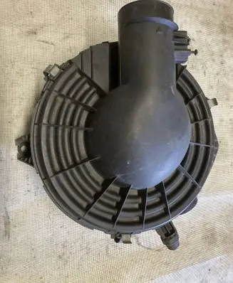 Ford Ranger Air filter box AB399A612BA