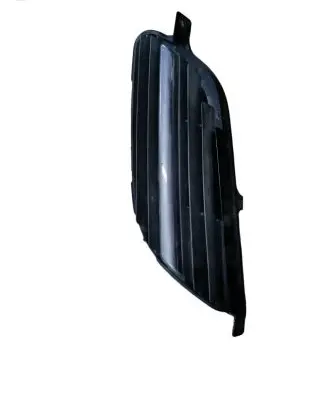 Nissan Almera Tino Front bumper lower grill 62330BU00