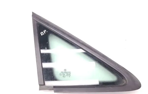 Volkswagen Caddy Front triangle window/glass 2K0845412 2K0845412G