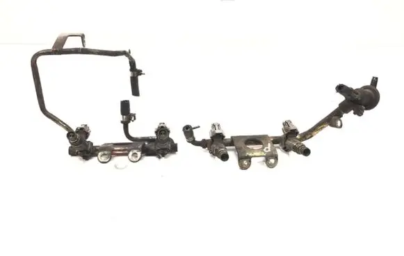 Subaru Legacy Fuel main line pipe 17522-AA630