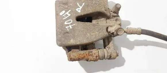 Toyota Avensis T250 Rear brake caliper