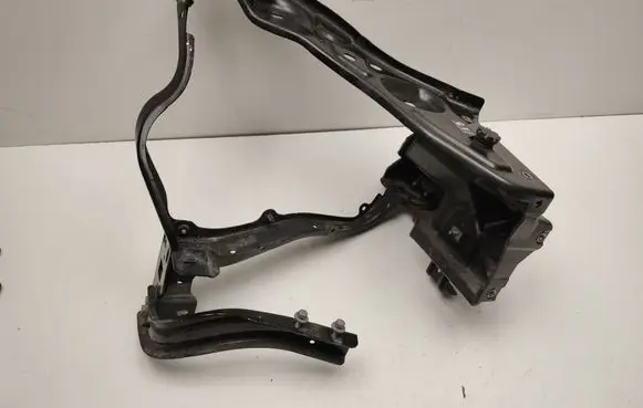 Mercedes-Benz CLS C218 X218 Headlight/headlamp mounting bracket A2186201200