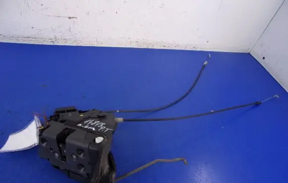 Mazda 3 I Rear door lock 3N6A-A26412-B
