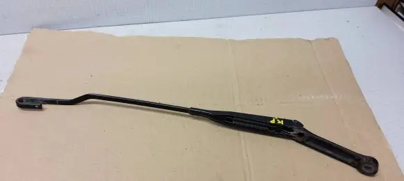 Audi A4 S4 B5 8D Front wiper blade arm 8D1955407A 183309