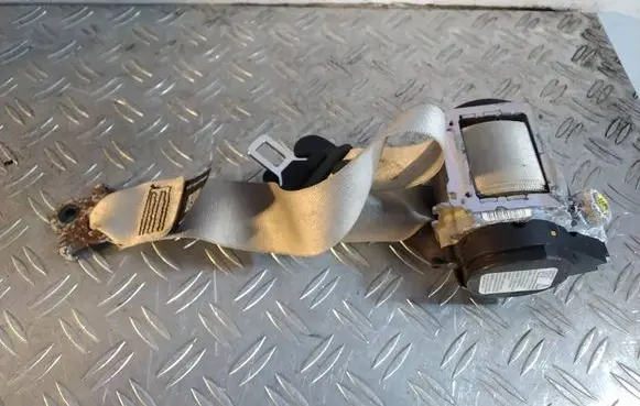 BMW 5 F10 F11 Front seatbelt 617936300E
