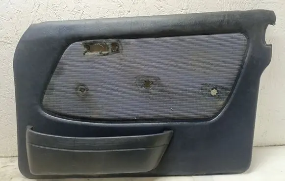 Mercedes-Benz W123 Front door card panel trim 