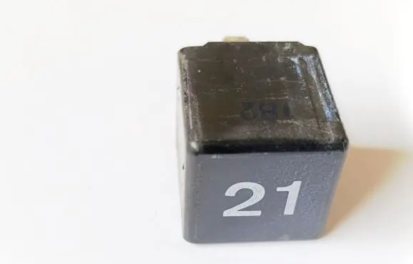 Audi 80 90 S2 B4 Other relay 191953227A