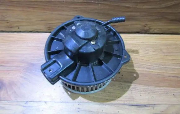 Suzuki Baleno EG Heater fan/blower 8940000031