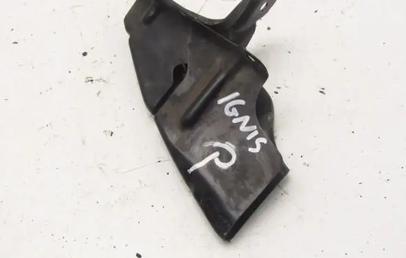 Suzuki Ignis Intercooler air guide/duct channel 