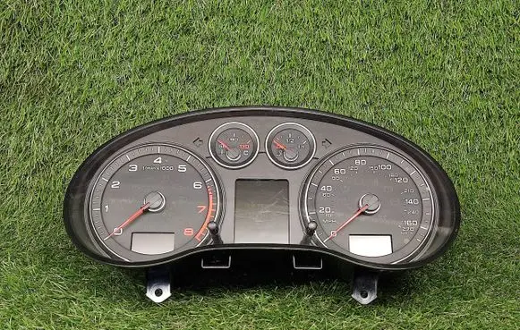 Speedometer (instrument cluster)