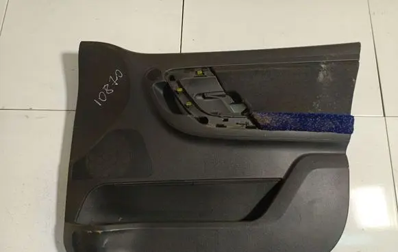Skoda Roomster (5J) Front door card panel trim 