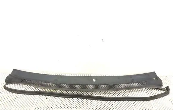 Wiper trim