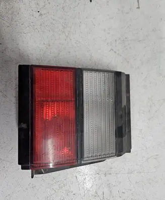 Volkswagen PASSAT B3 Tailgate rear/tail lights 357945107 133327