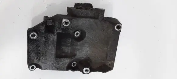 Volkswagen PASSAT B5.5 A/C compressor mount bracket 038260885C