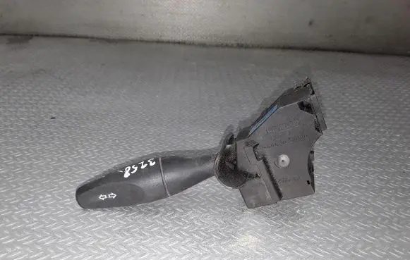 Ford Mondeo Mk III Indicator stalk 1S7T13335AE