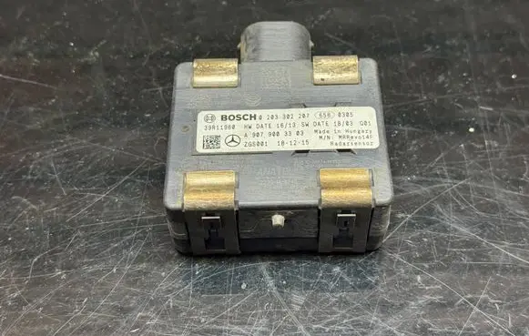 Mercedes-Benz Sprinter W907 W910 Blind spot module A9079003303 39R11960