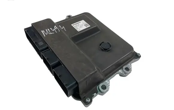 Volvo XC40 Engine control unit/module 32383797