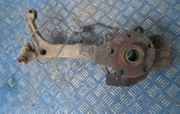 Audi A6 S6 C5 4B Front wheel hub spindle knuckle