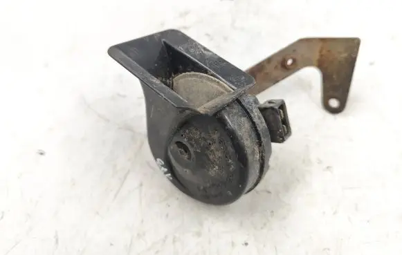 Audi A4 S4 B5 8D Horn signal 0092018 CH2139
