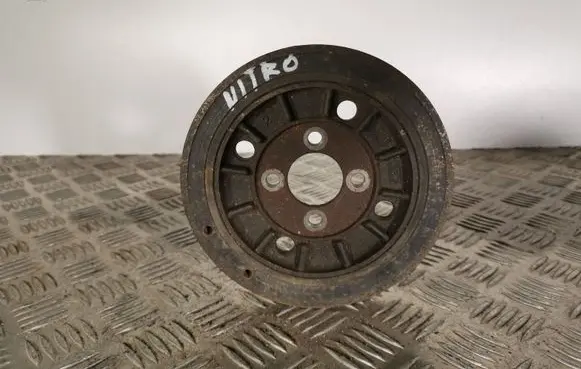Dodge Nitro Crankshaft pulley