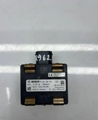 Tesla Model S Distronic sensor radar 0203300565 39R0439 105755100B