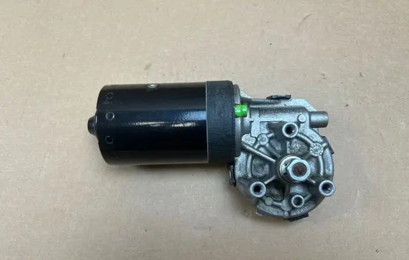 Porsche 997 Wiper motor 99762410500