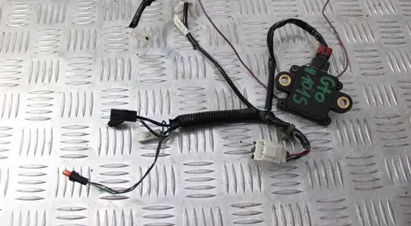 Mitsubishi 3000 GT ABS relay MB534699