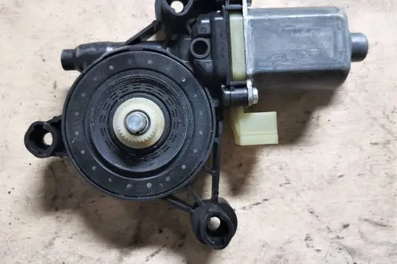 Audi Q8 Front door window regulator motor 8W0959801