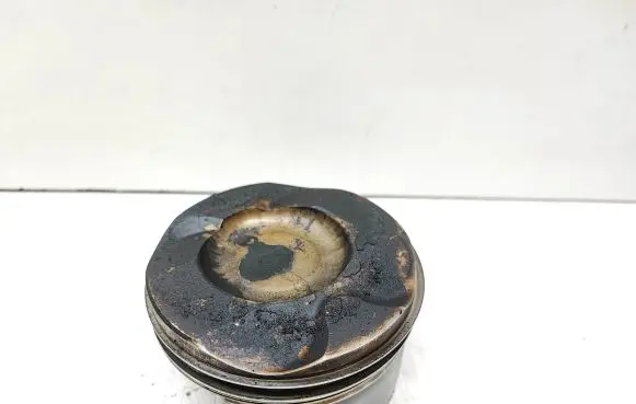 BMW 3 E92 E93 Piston 