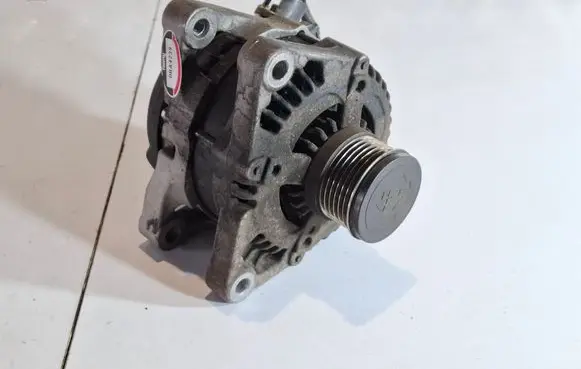 Volvo V50 Generator/alternator 1042103522 000015810150 223876