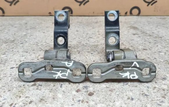 Volvo XC90 Front door hinge set 31424607 V526